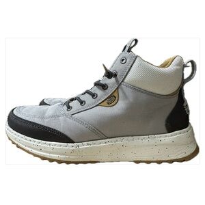 Wally Tahoe Boot by HEYDUDE in Nylon Grey lightly used